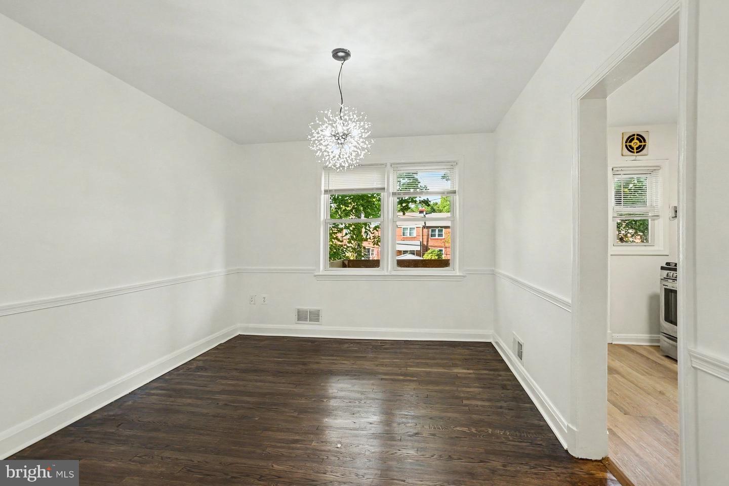 1302 Walker Ave Property Photo 4