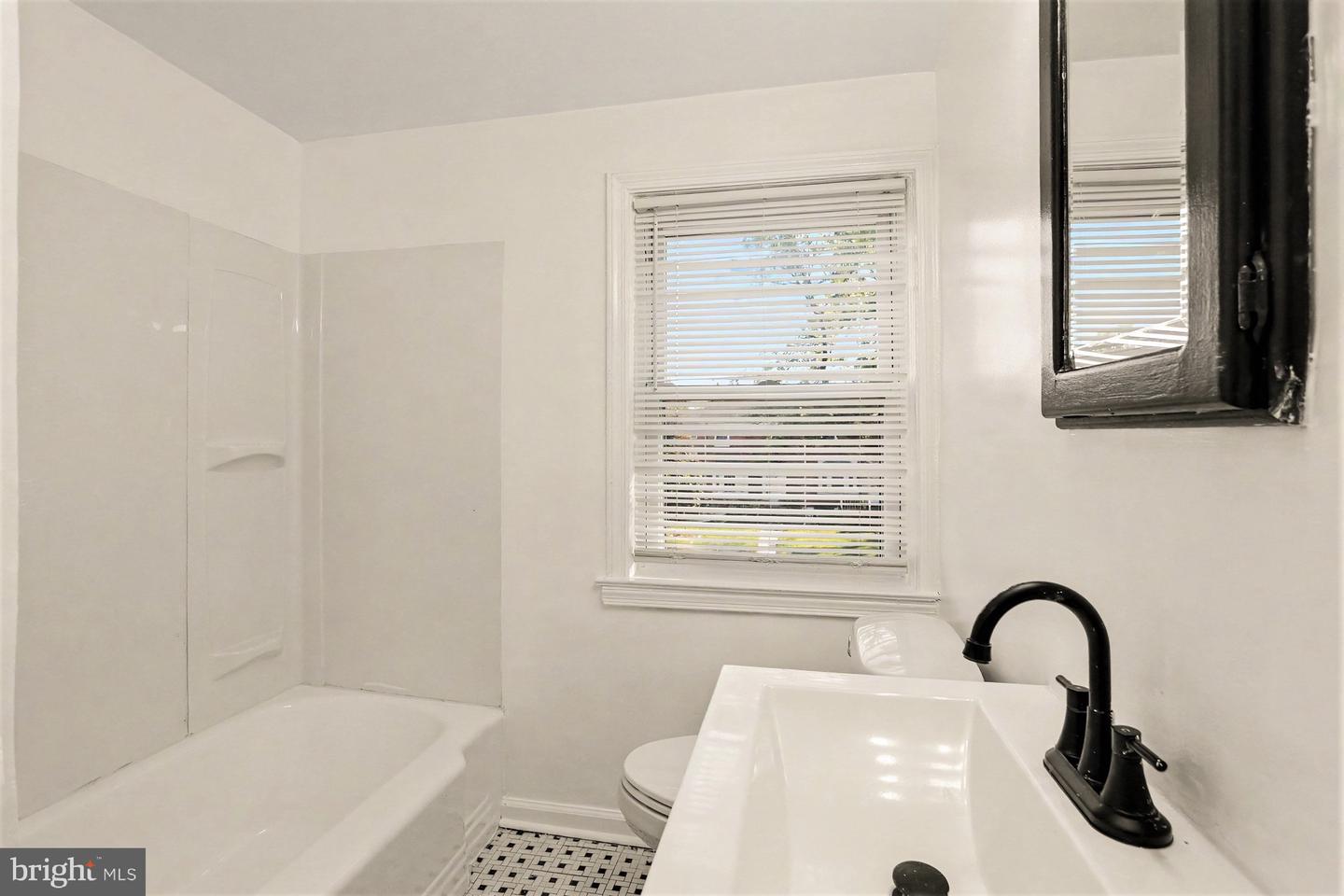 1302 Walker Ave Property Photo 10