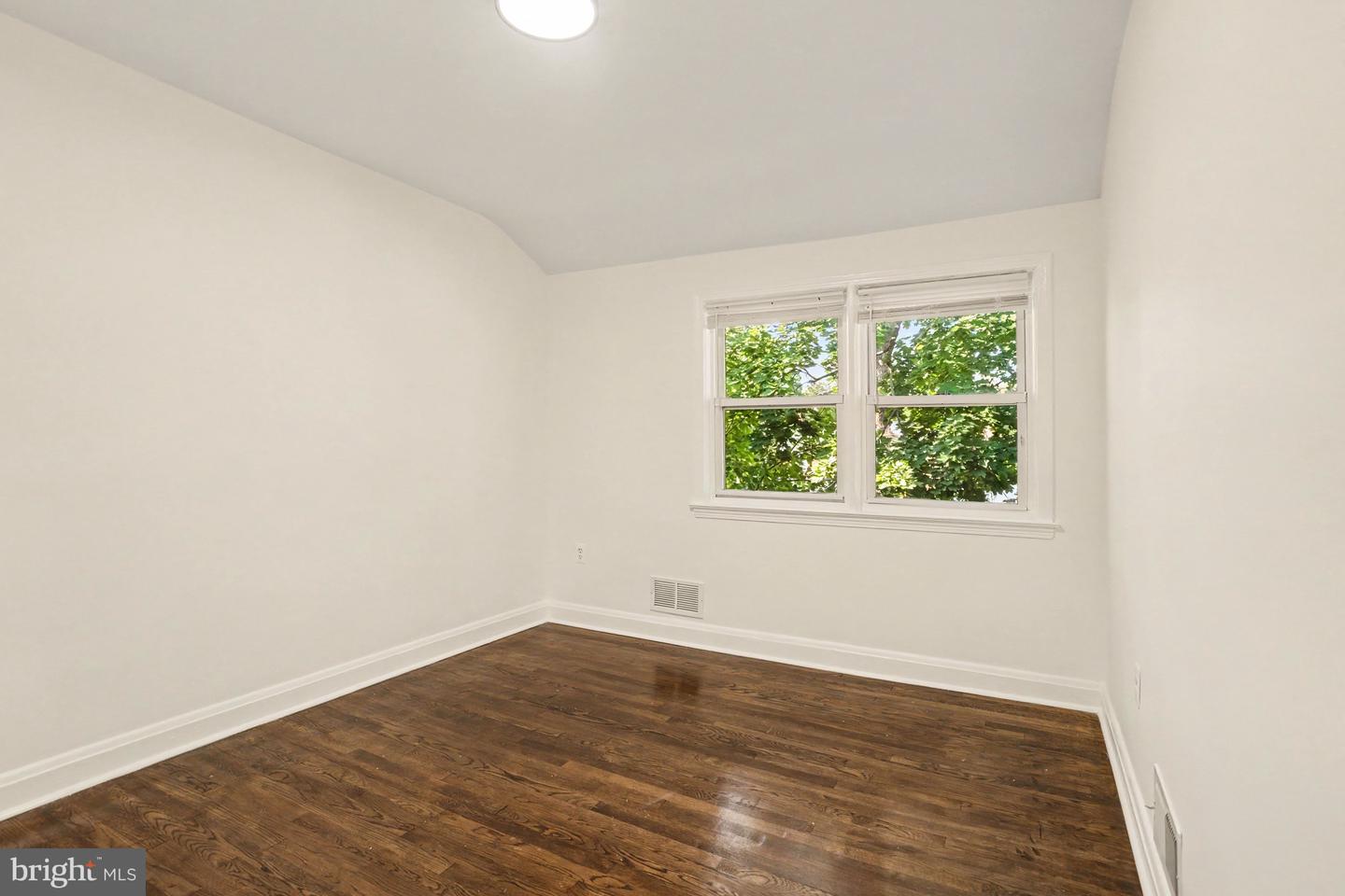 1302 Walker Ave Property Photo 11