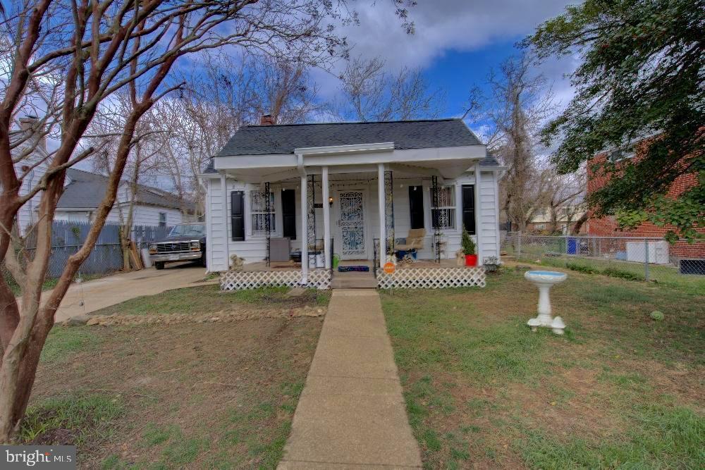 2924 VIRGINIA AVE Property Photo 1