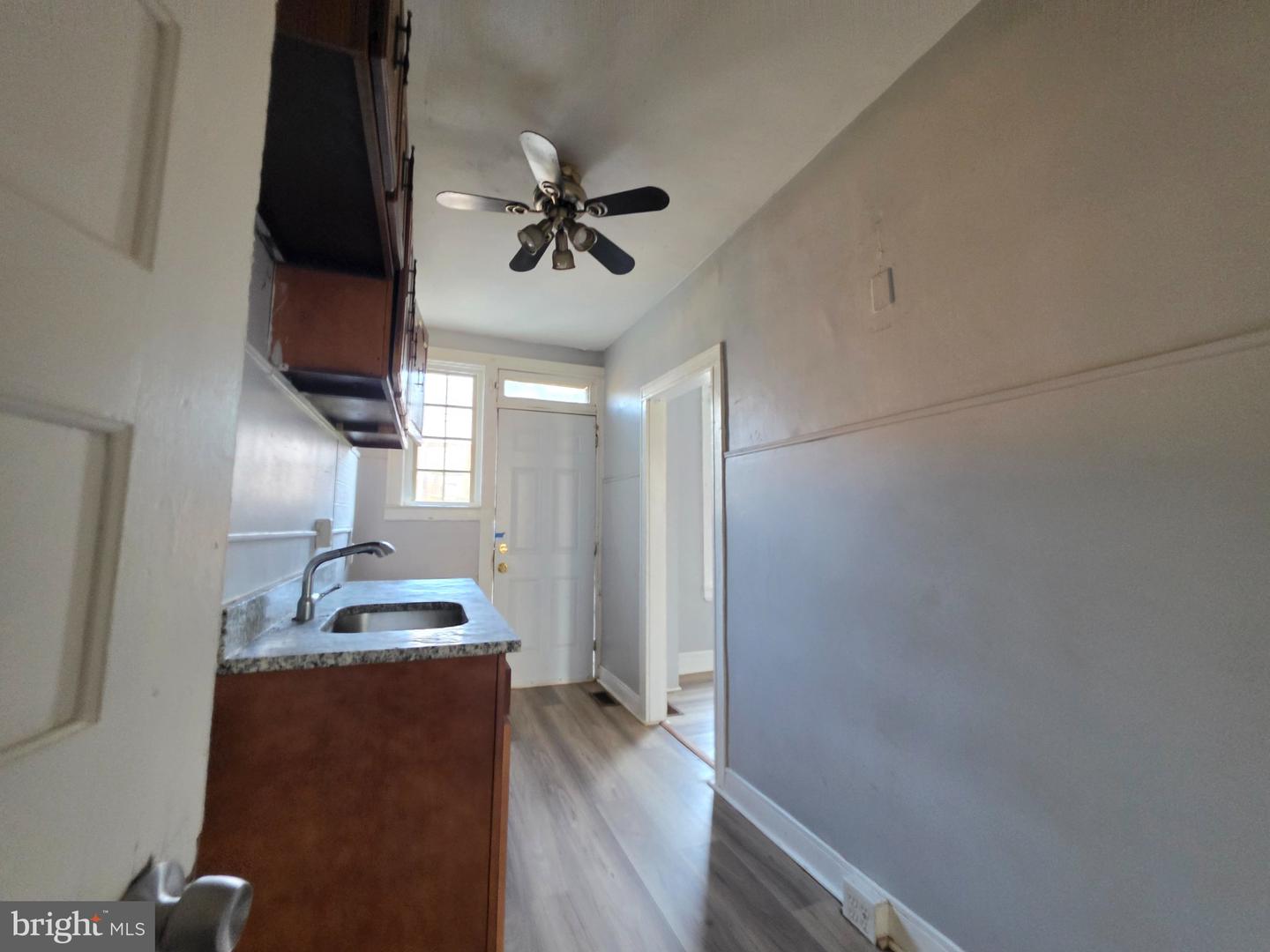 3233 Elmley Ave Property Photo 11