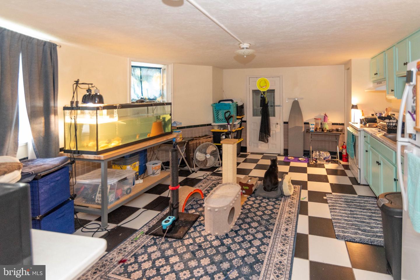 6408 Brook Ave Property Photo 6