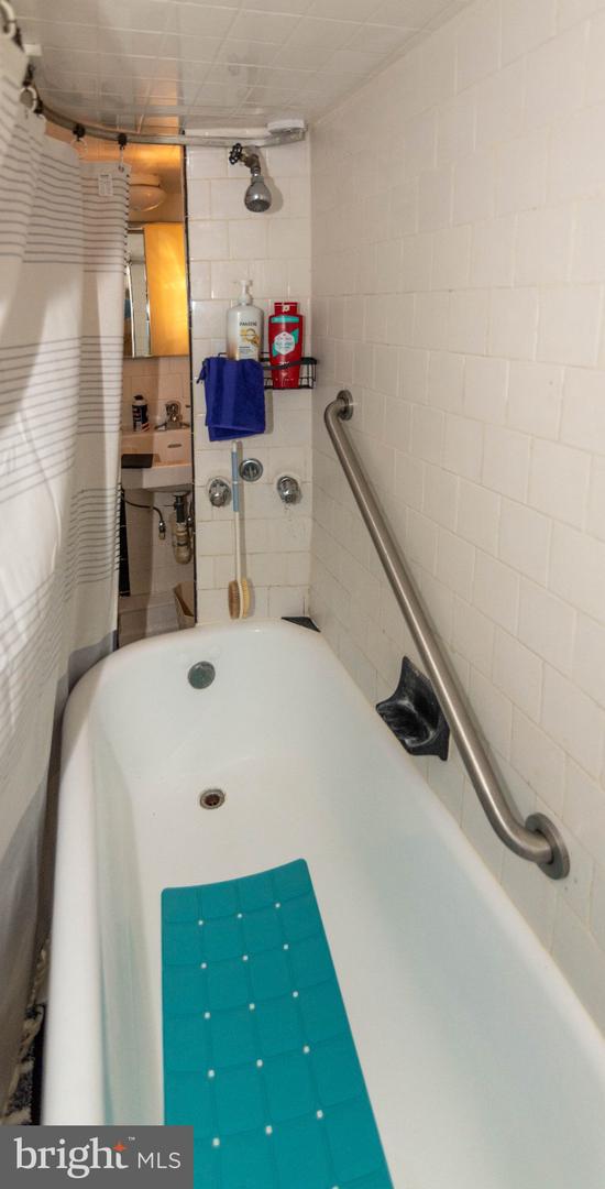 6408 Brook Ave Property Photo 12
