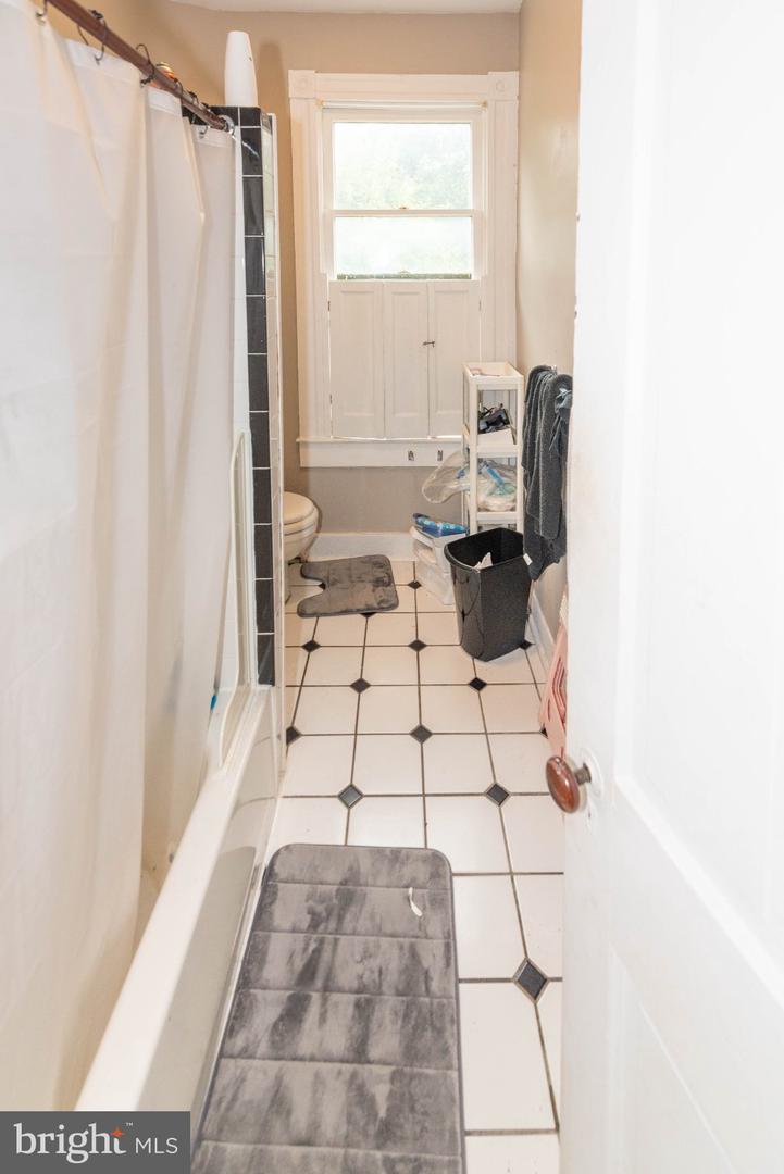 6408 Brook Ave Property Photo 40