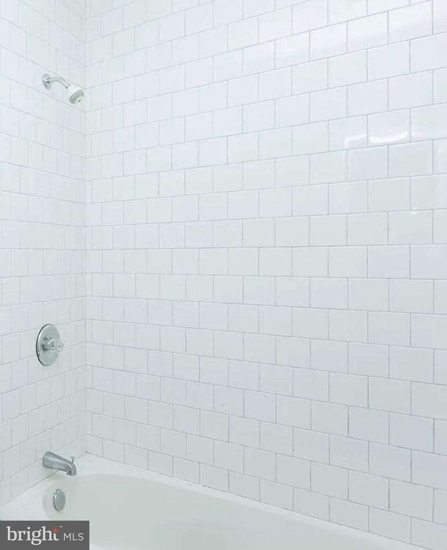 1122 N Calvert St #1 Property Photo 10