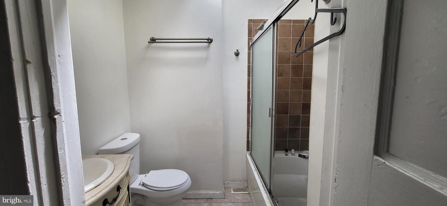 3404 Hilldale Pl Property Photo 13