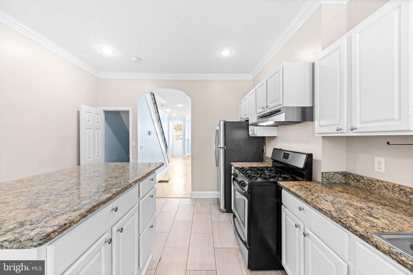 237 S Bouldin St Property Photo 14
