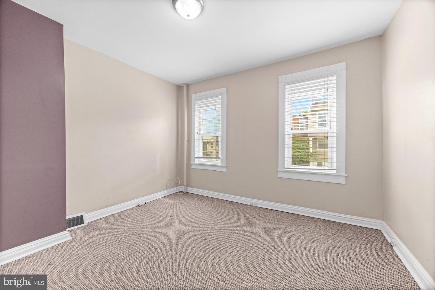 237 S Bouldin St Property Photo 20