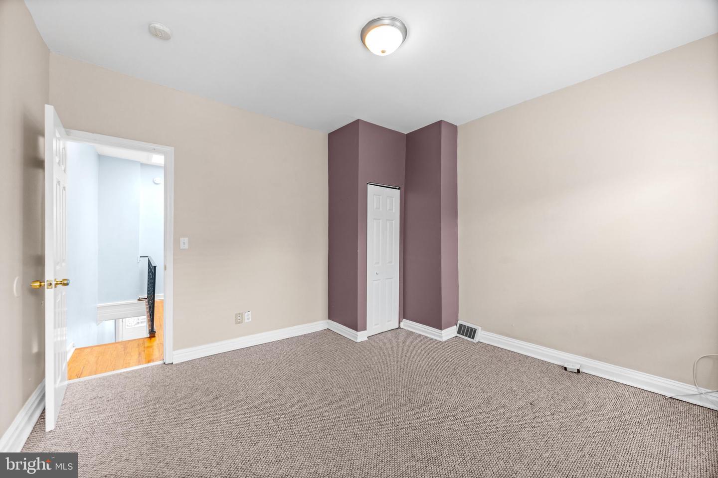 237 S Bouldin St Property Photo 21