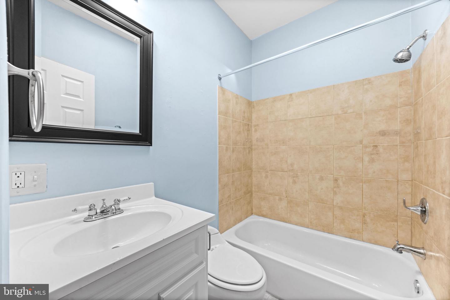 237 S Bouldin St Property Photo 22