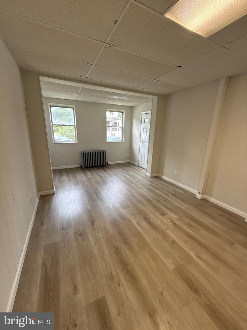 1015 Parksley Ave Property Photo 2