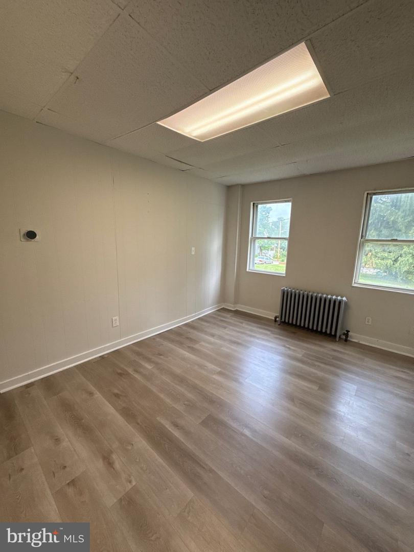 1015 Parksley Ave Property Photo 6