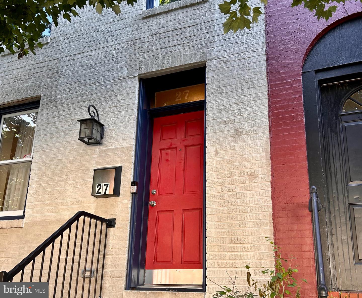 27 S Ann St Property Photo 1