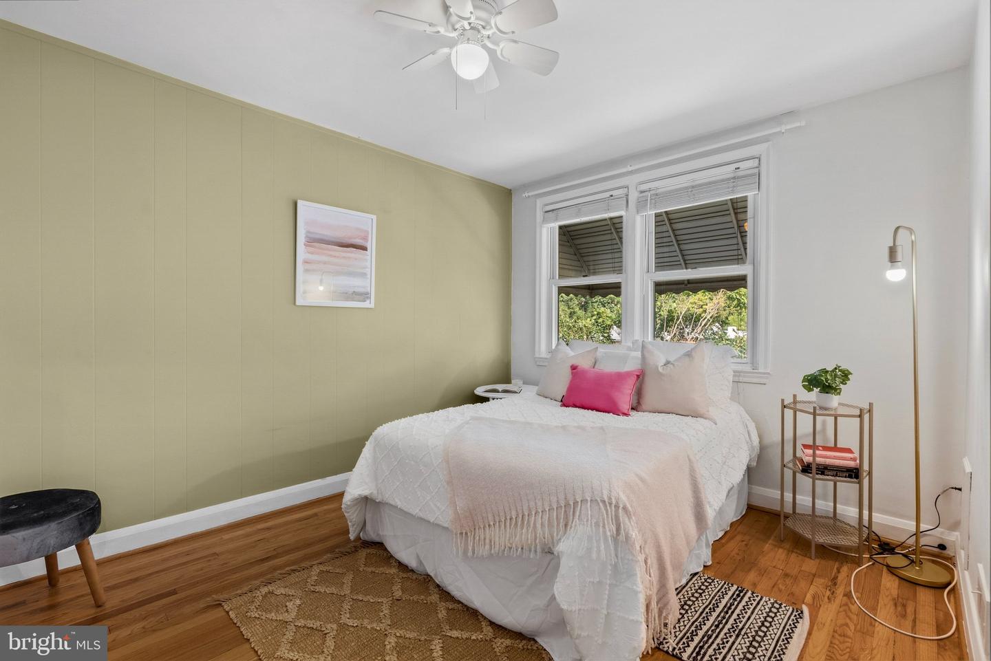 4351 Newport Ave Property Photo 17