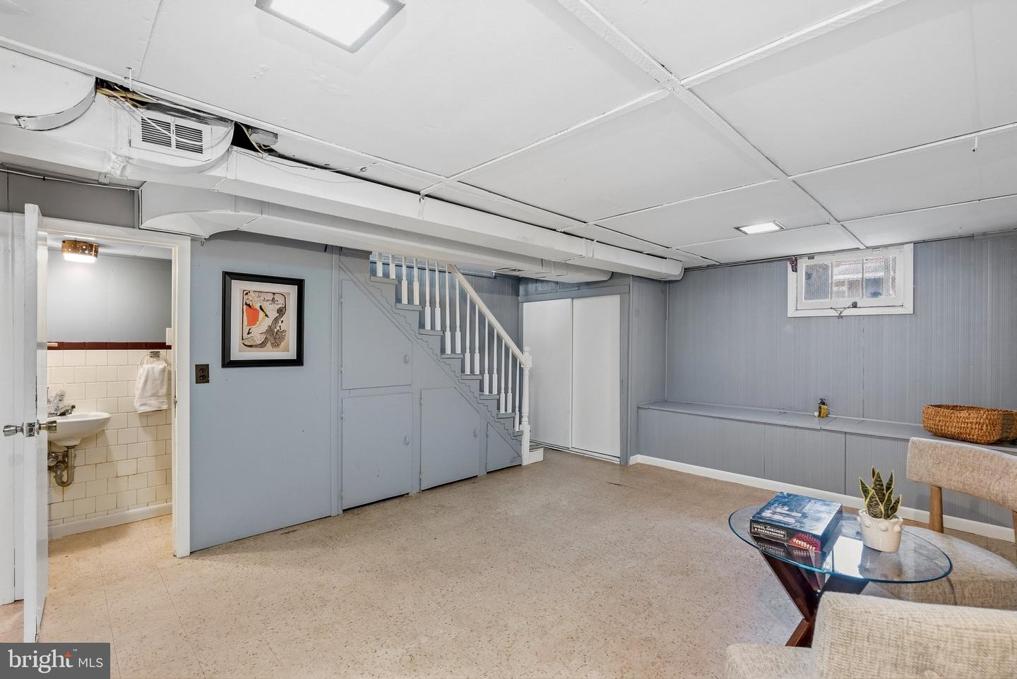 4351 Newport Ave Property Photo 21