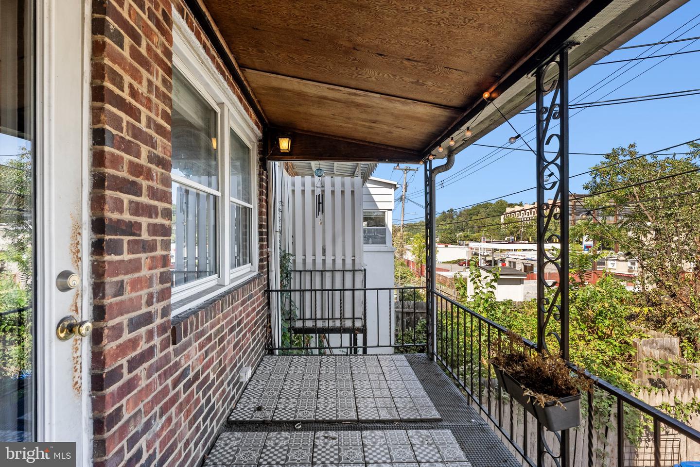 4351 Newport Ave Property Photo 25