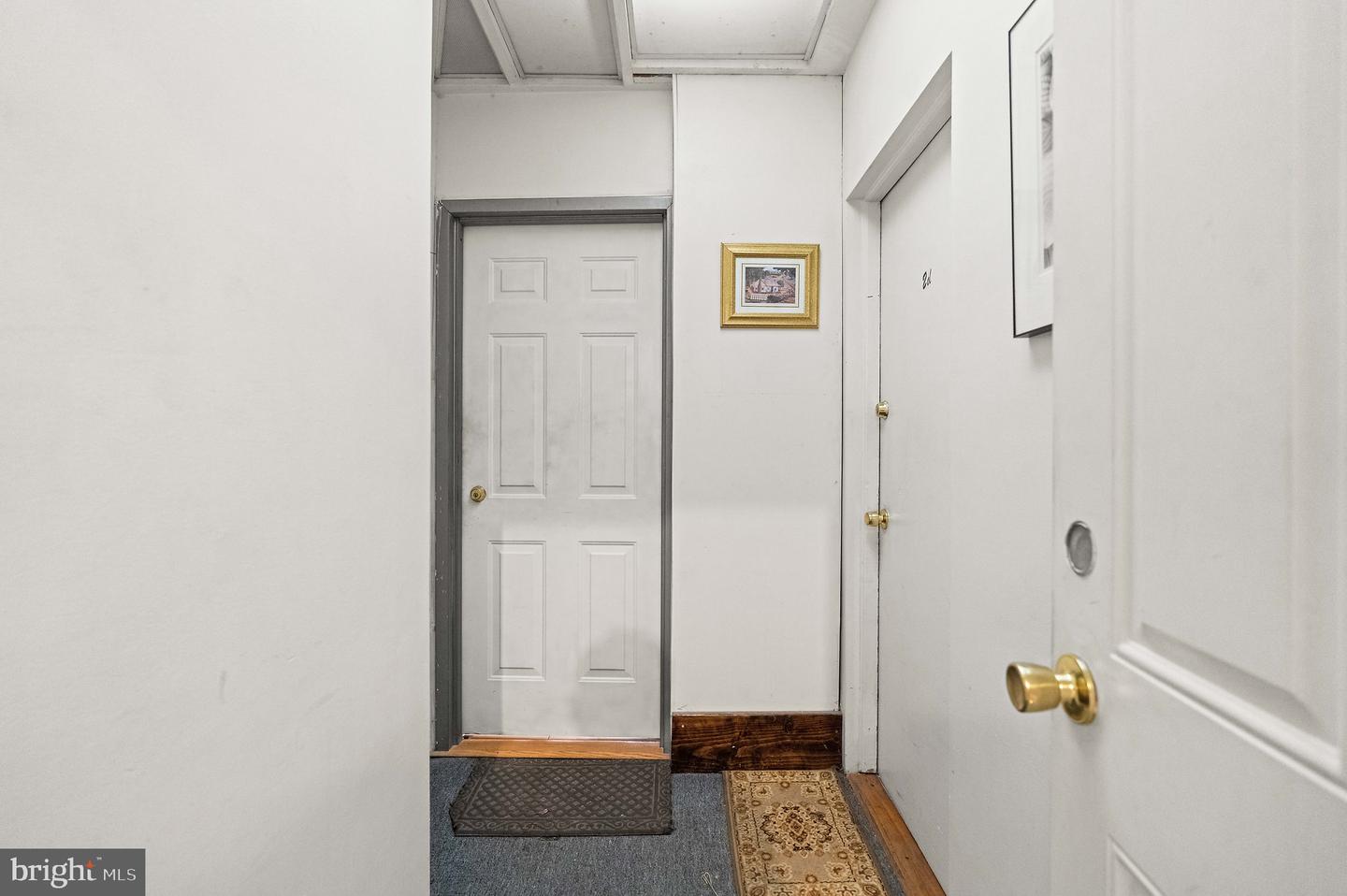 700 Park Ave Property Photo 10