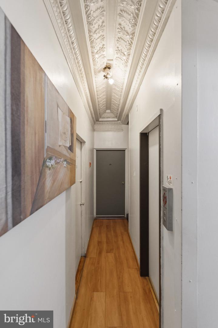 700 Park Ave Property Photo 38