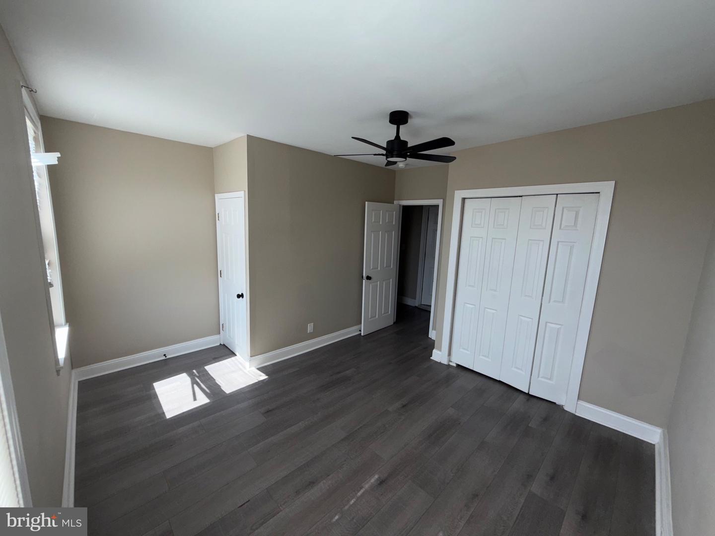 2728 E Chase Street Property Photo 18
