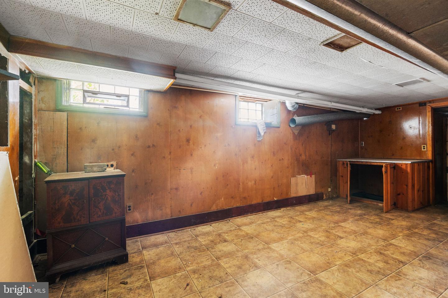 1412 N Dukeland St Property Photo 35