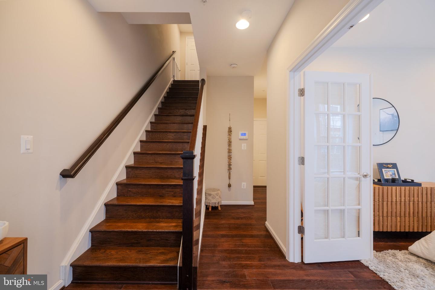 1209 Berry St Property Photo 3