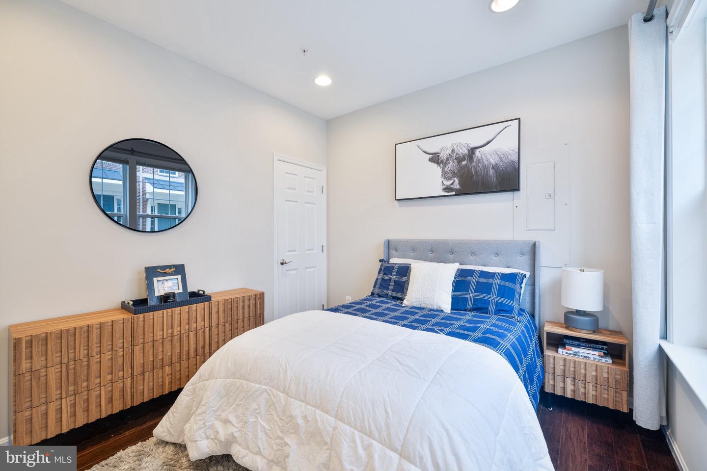 1209 Berry St Property Photo 4