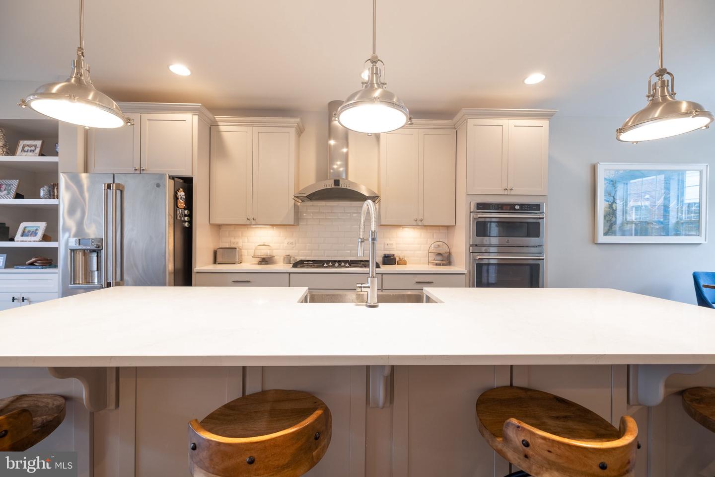 1209 Berry St Property Photo 15