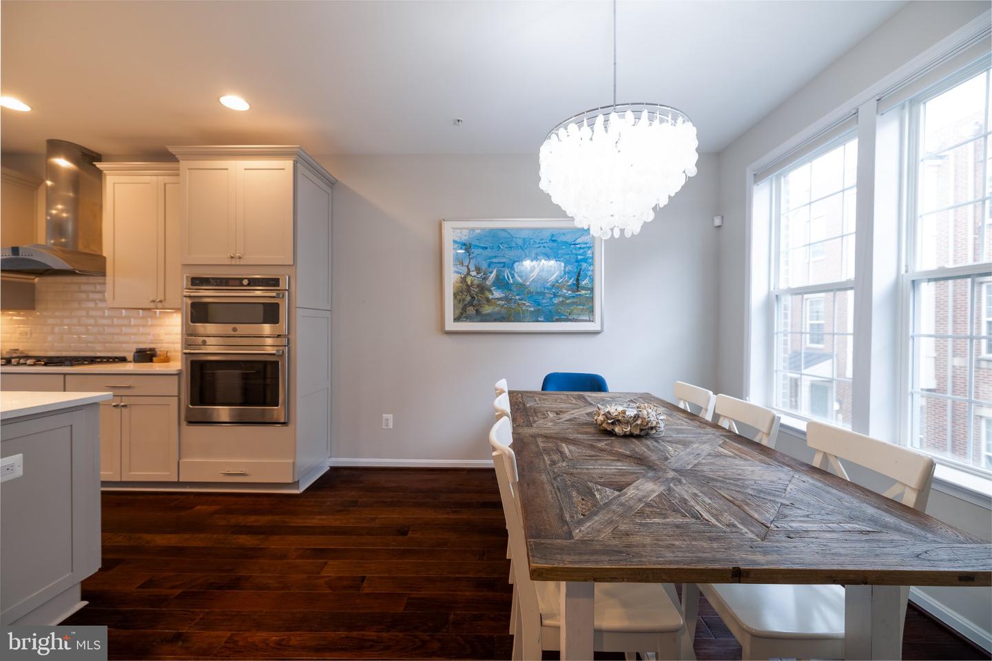 1209 Berry St Property Photo 18