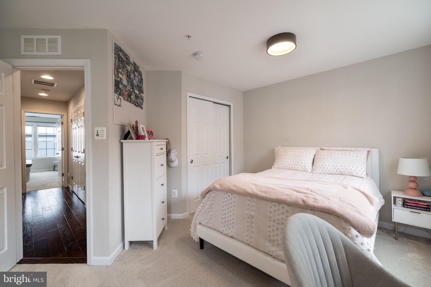 1209 Berry St Property Photo 29
