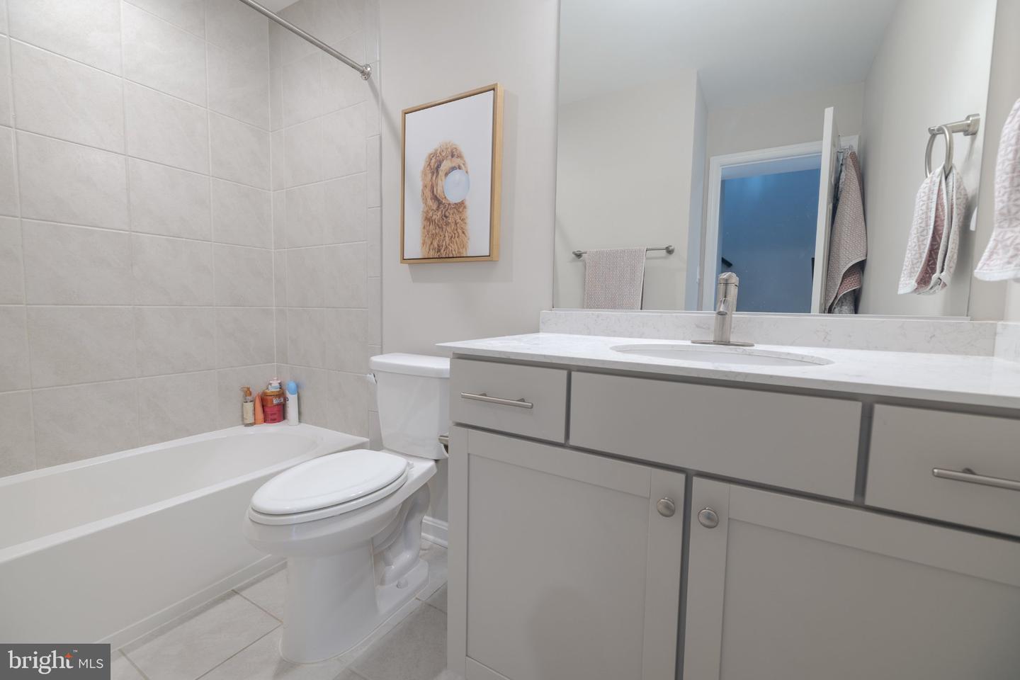 1209 Berry St Property Photo 30