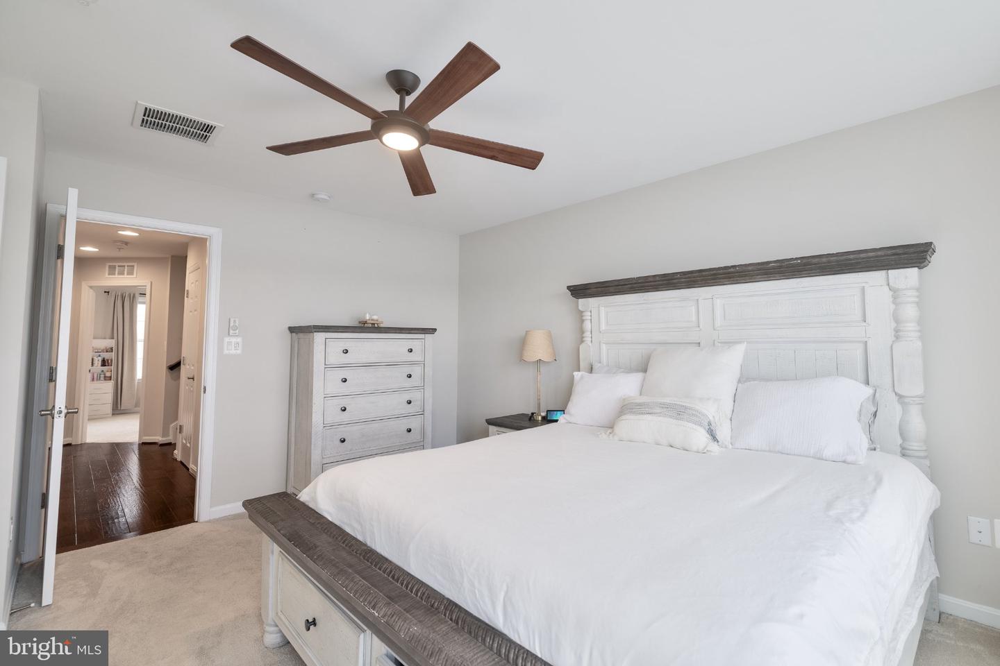 1209 Berry St Property Photo 32