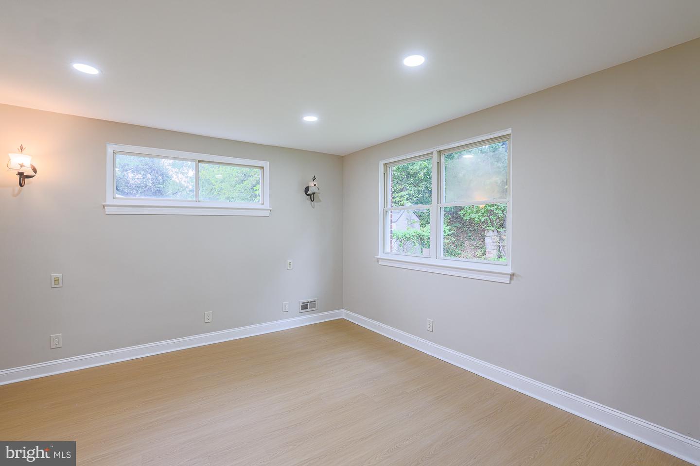 6011 Western Run Dr Property Photo 33