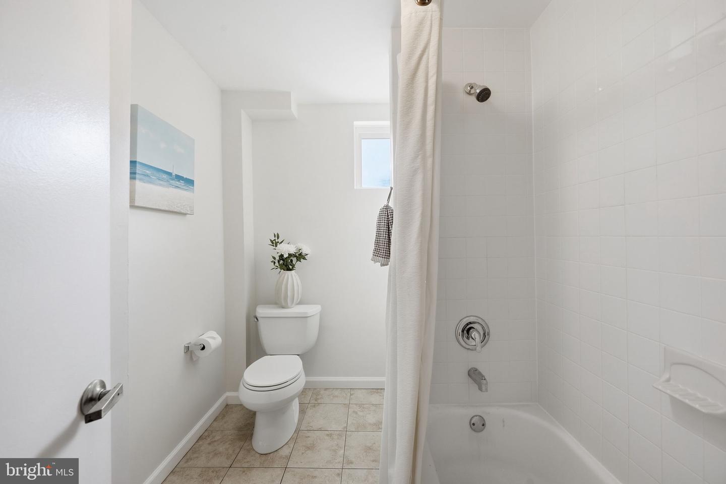 3022 Darby St E Property Photo 32