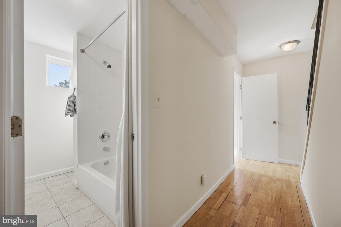 3022 Darby St E Property Photo 35