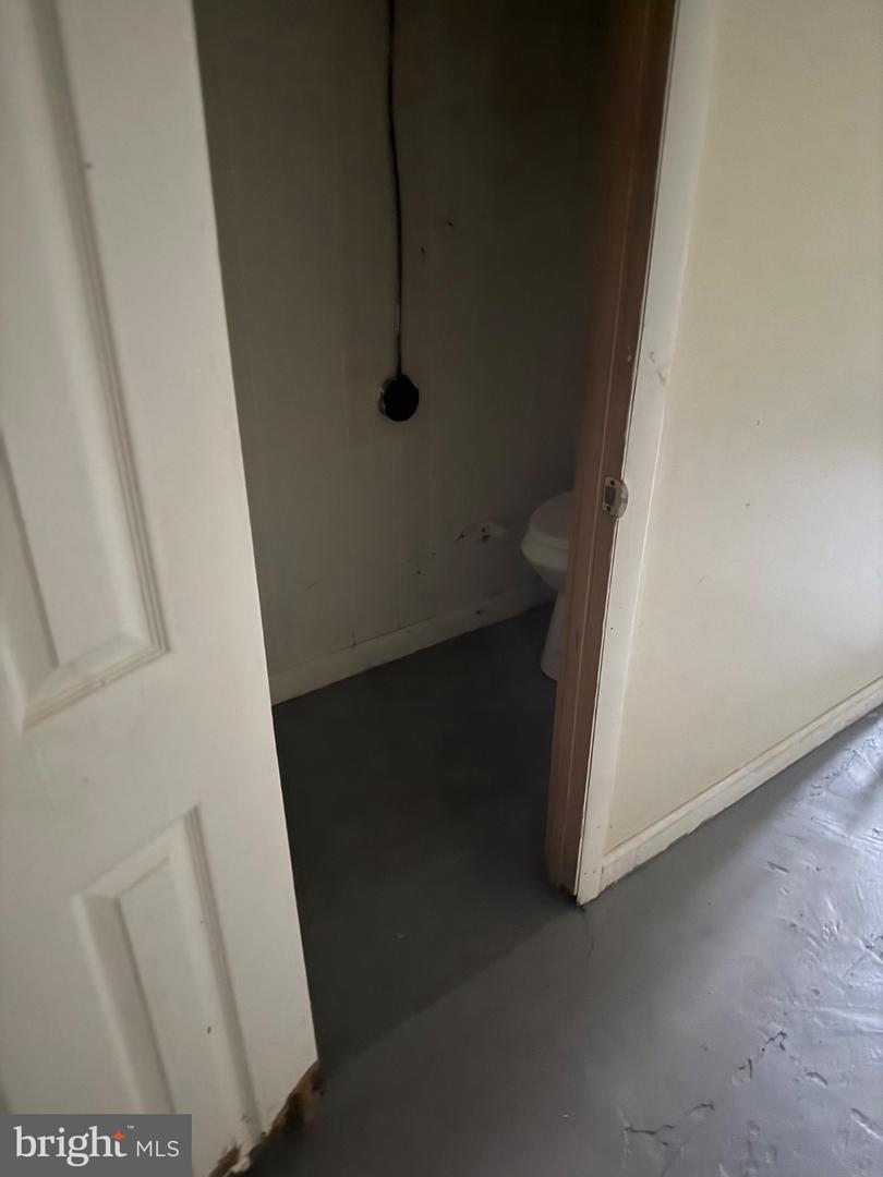 11 N Fulton Ave Property Photo 20
