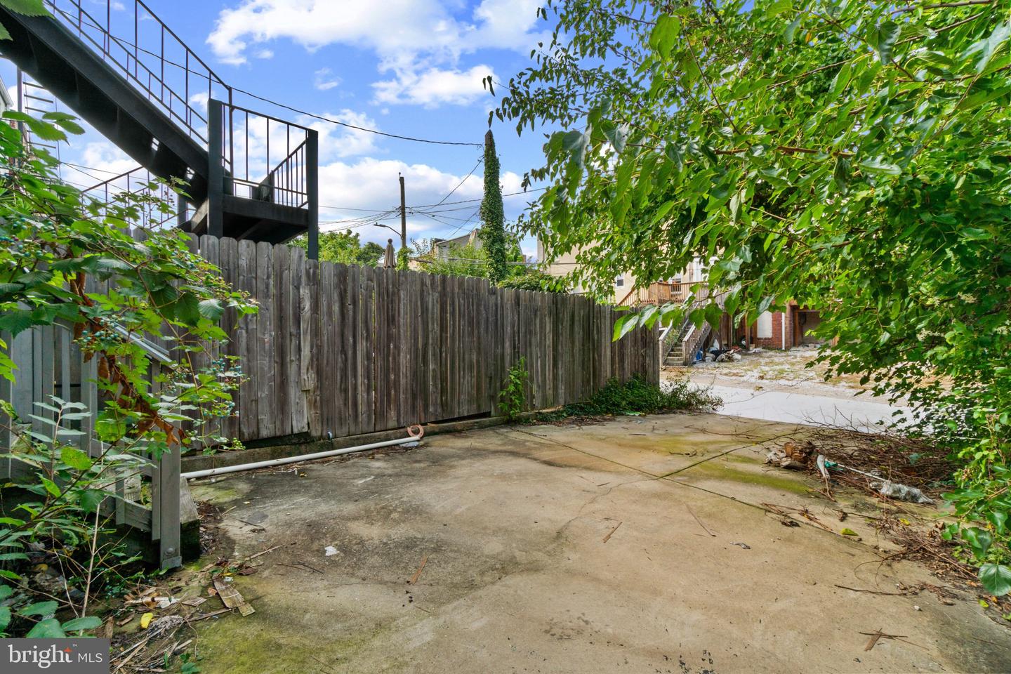 820 Newington Ave Property Photo 31
