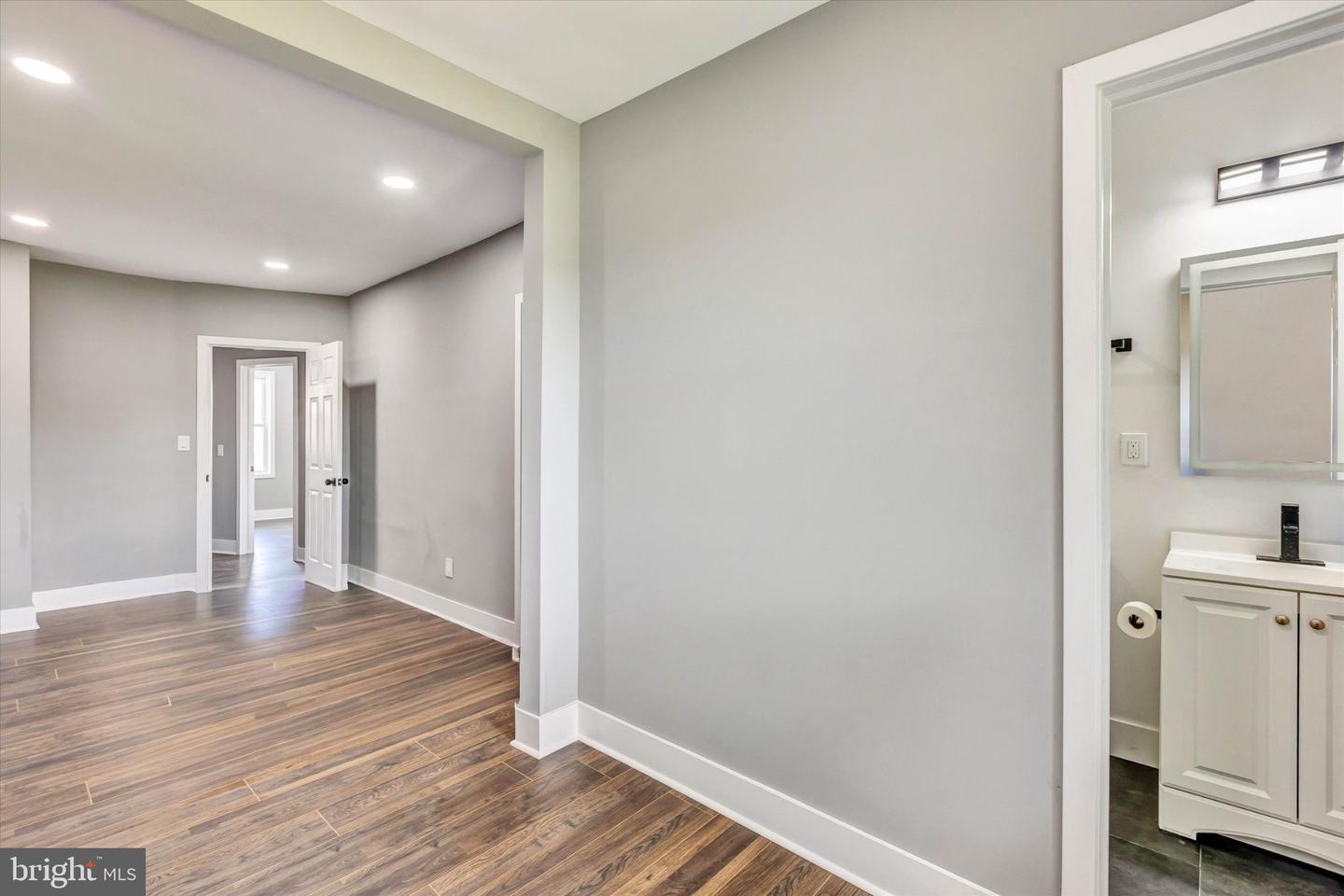 3015 Spaulding Ave #1 Property Photo 25