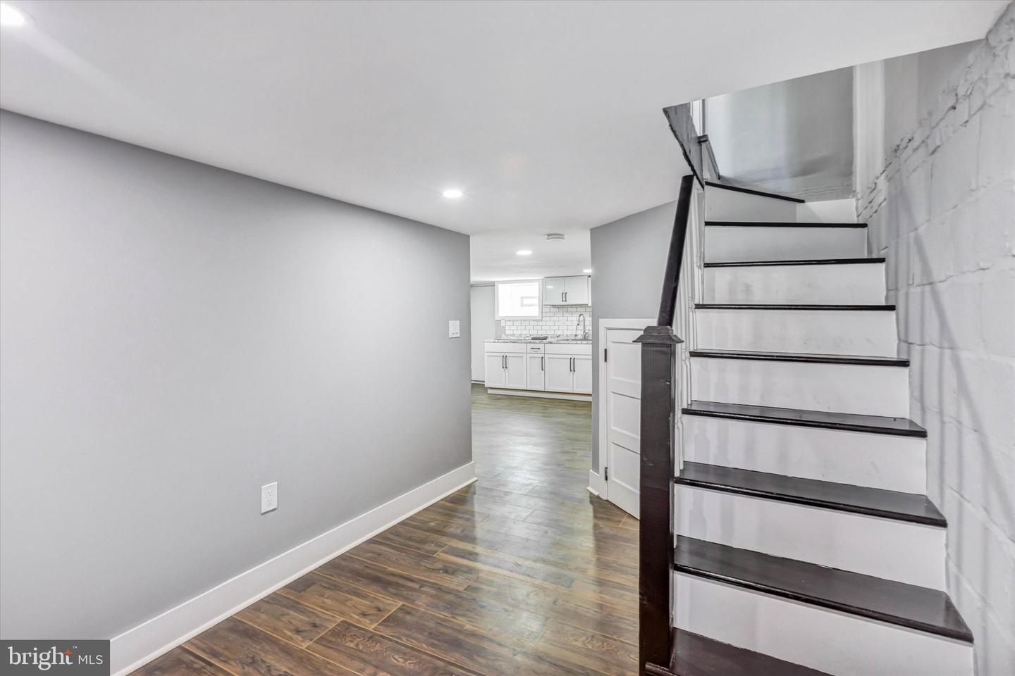 3015 Spaulding Ave #b Property Photo 3
