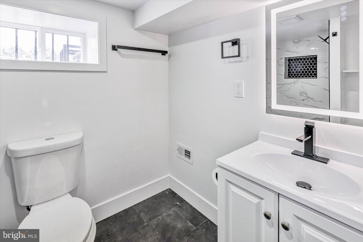 3015 Spaulding Ave #b Property Photo 14