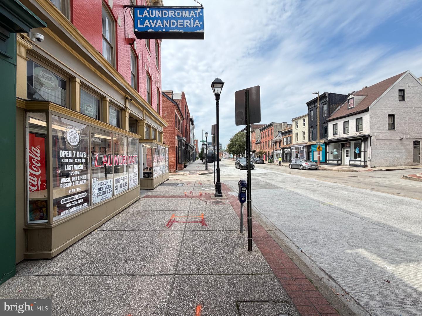 1721 Fleet St Property Photo 4