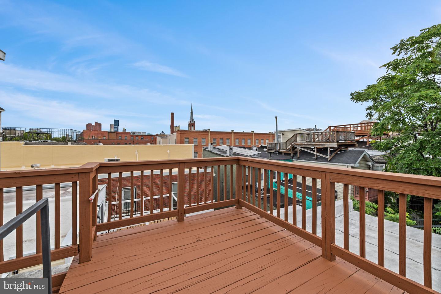 1309 Light St Property Photo 30