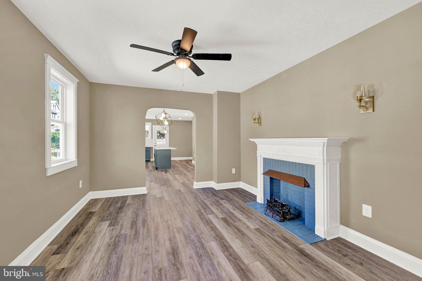 2604 Roselawn Ave Property Photo 4