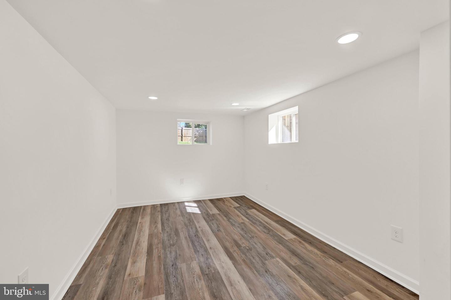 2604 Roselawn Ave Property Photo 26