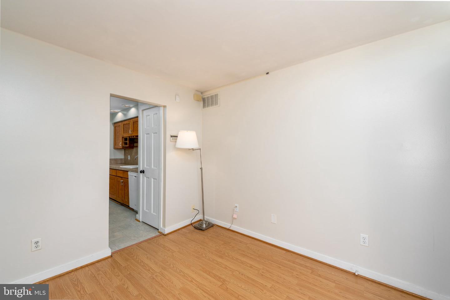 666 Melvin Dr Property Photo 4