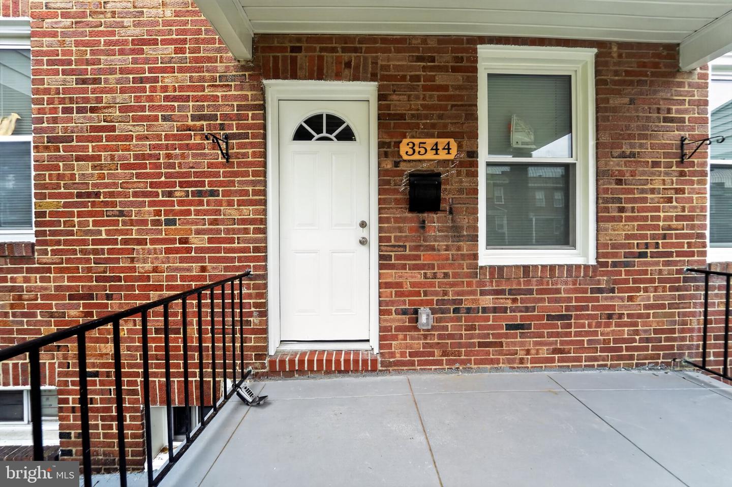3544 Lyndale Ave Property Photo 2
