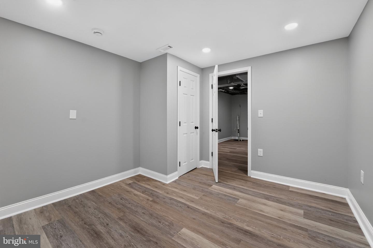 3544 Lyndale Ave Property Photo 24