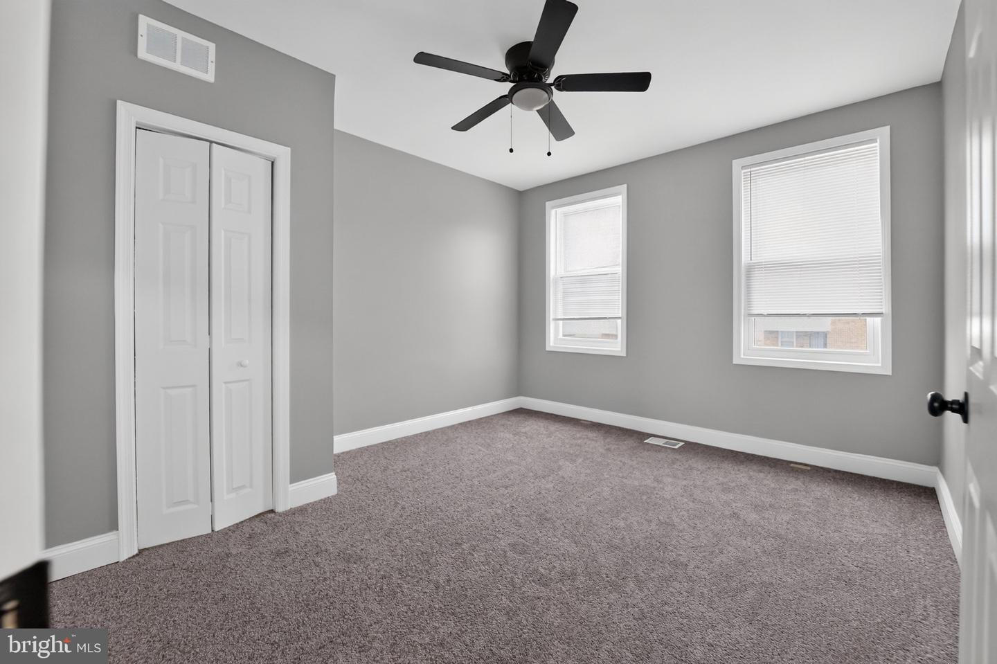 3544 Lyndale Ave Property Photo 35