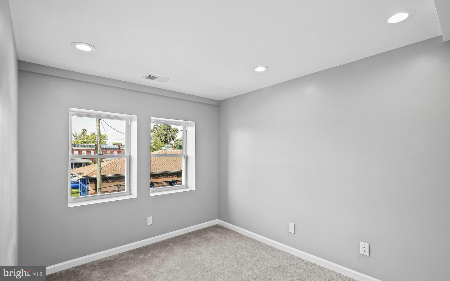 4518 Garden Dr Property Photo 21