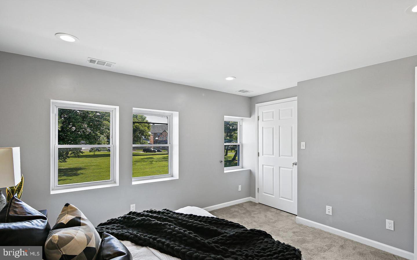 4518 Garden Dr Property Photo 25