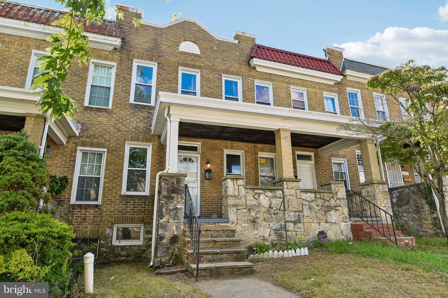 4251 Nicholas Ave Property Photo 3